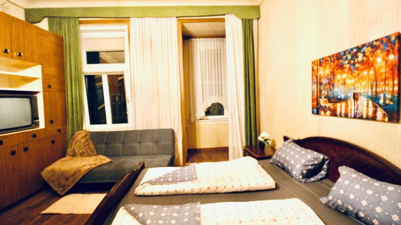 Cozy In Alserstrasse Area Th Appartement Wenen